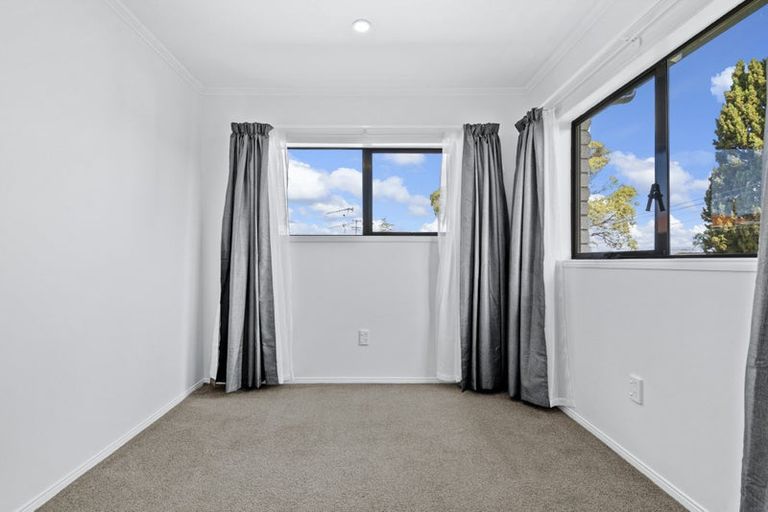 Photo of property in 2/39 Stanley Avenue, Milford, Auckland, 0620