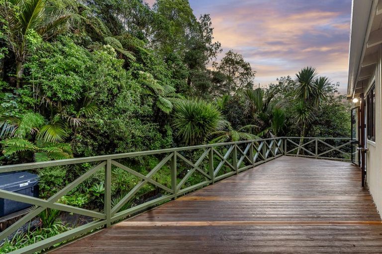 Photo of property in 576c South Titirangi Road, Titirangi, Auckland, 0604