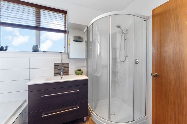 Photo of property in 2/54 Hudson Street, Bryndwr, Christchurch, 8053