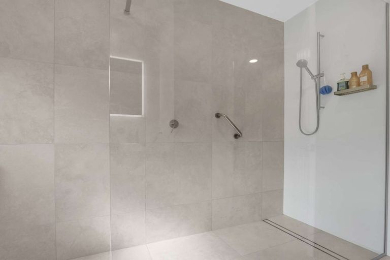 Photo of property in 21 Beachwater Drive, Papamoa Beach, Papamoa, 3118