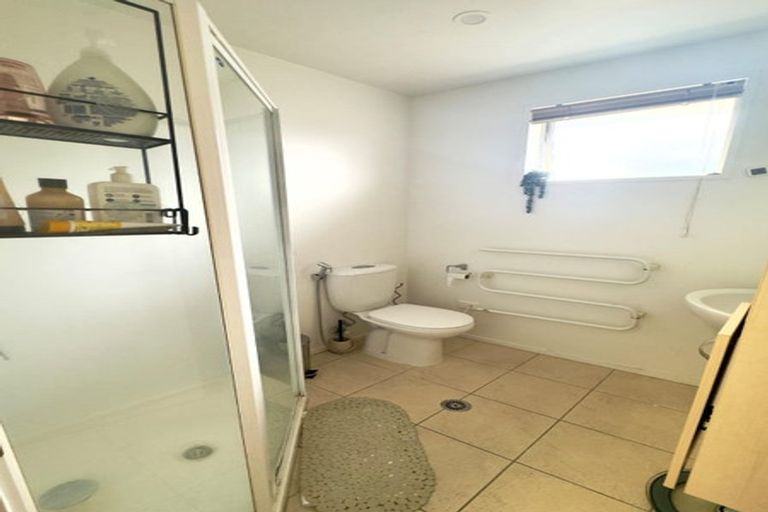 Photo of property in 11 Opito Way, East Tamaki, Auckland, 2013
