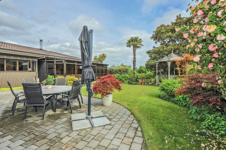 Photo of property in 38 Kent Terrace, Taradale, Napier, 4112