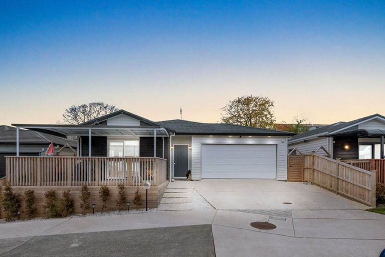 Photo of property in 39 Farranfore Road, Opaheke, Papakura, 2113