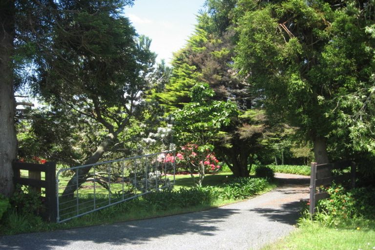 Photo of property in 17 Junction Road, Minden, Tauranga, 3176