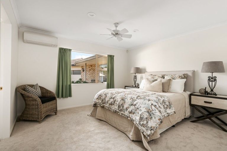 Photo of property in 33 Ranfurly Terrace, Pyes Pa, Tauranga, 3112