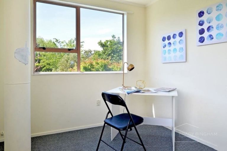 Photo of property in 82 Victoria Street, Carterton, 5713