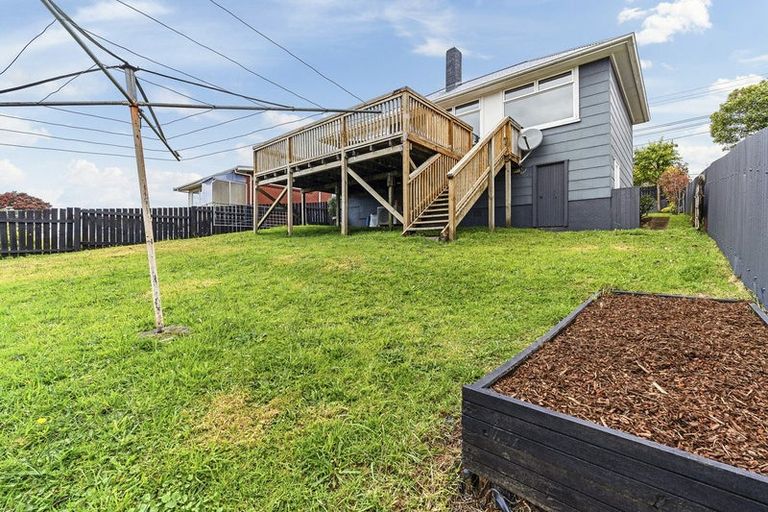 Photo of property in 56 Brois Street, Frankleigh Park, New Plymouth, 4310