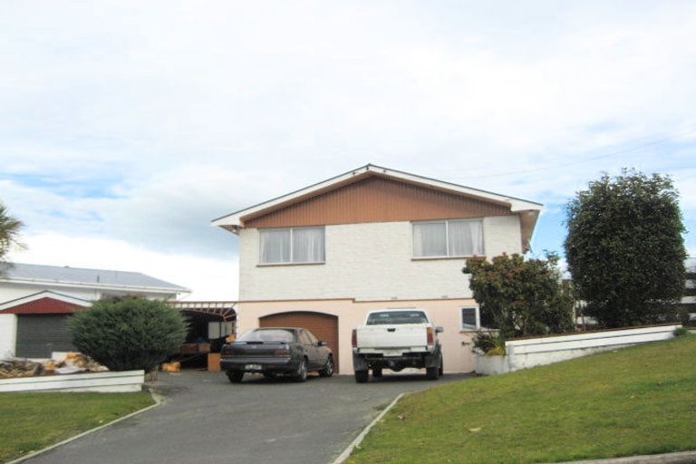 Photo of property in 3 Mcneil Street, Balclutha, 9230