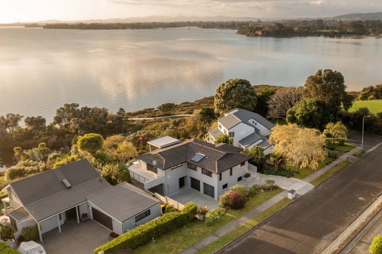 Photo of property in 17 Tinopai Drive, Omokoroa, 3114