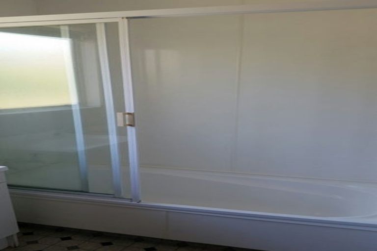 Photo of property in 81 Glenpark Avenue, Mornington, Dunedin, 9011