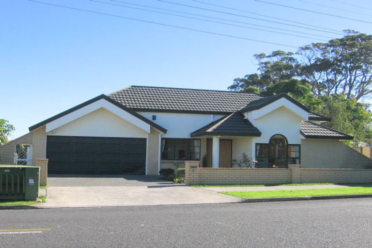 Photo of property in 33 Wiseley Road, Hobsonville, Auckland, 0618