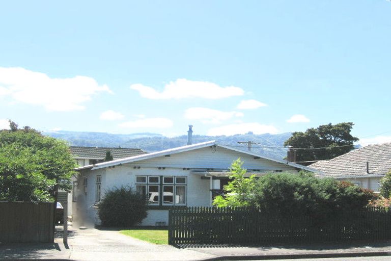 Photo of property in 70 Martin Street, Wallaceville, Upper Hutt, 5018
