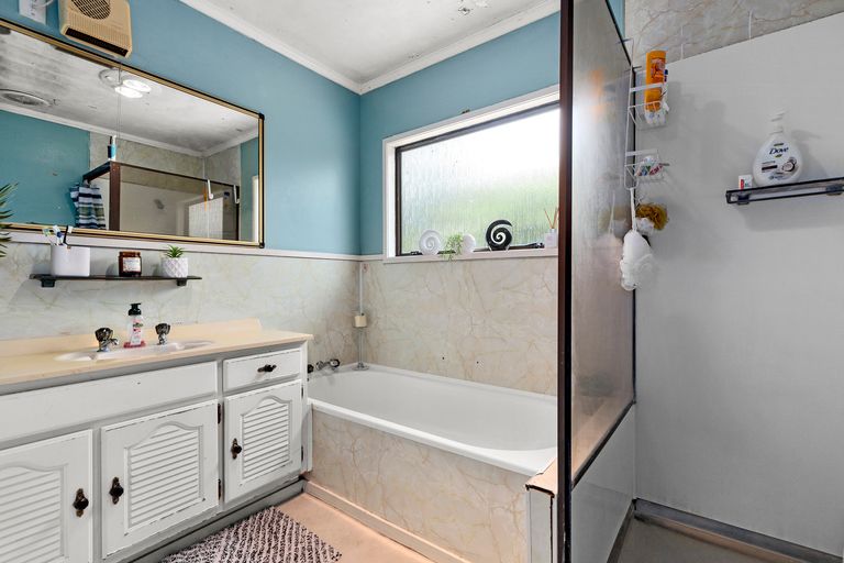 Photo of property in 207 Newcastle Road, Grandview Heights, Hamilton, 3200