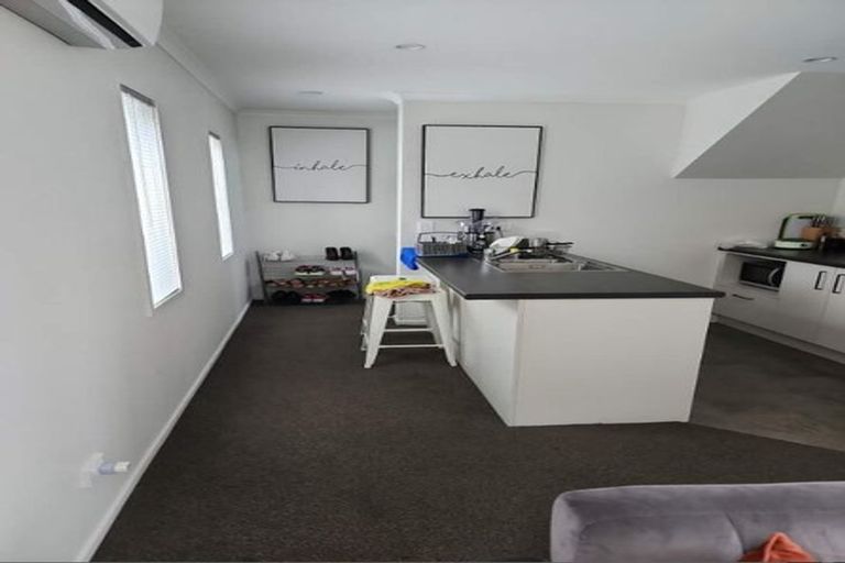 Photo of property in 3/10 Burrows Place, Frankton, Hamilton, 3204