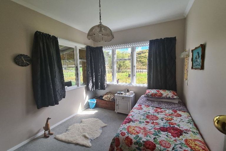 Photo of property in 347 Waitohu Valley Road, Otaki, 5583