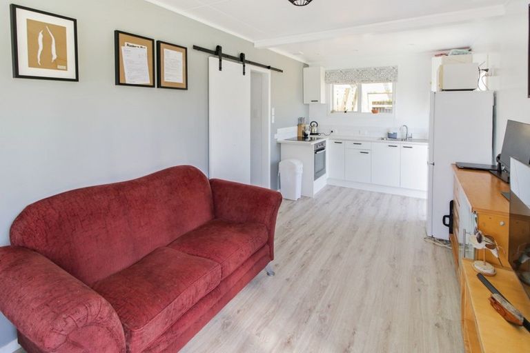 Photo of property in 16 Linklater Avenue, Foxton Beach, Foxton, 4815