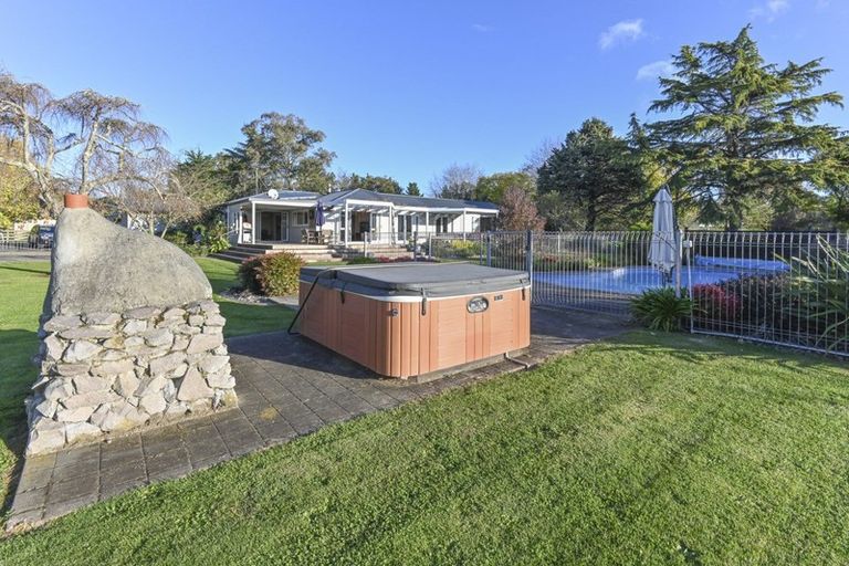 Photo of property in 4241 State Highway 50, Maraekakaho, Hastings, 4171