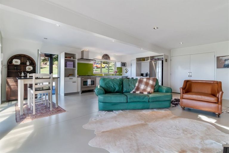 Photo of property in 556 Boat Harbour Road, Whenuakite, Whitianga, 3591