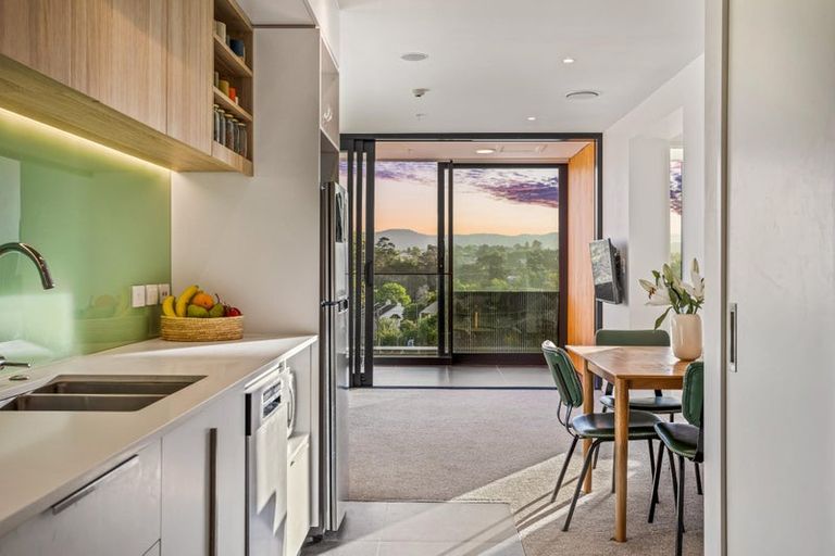 Photo of property in 102/1 Buscomb Avenue, Henderson, Auckland, 0610