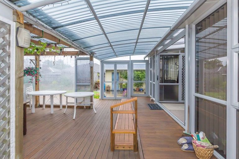 Photo of property in 617 Queen Street East, Levin, 5510