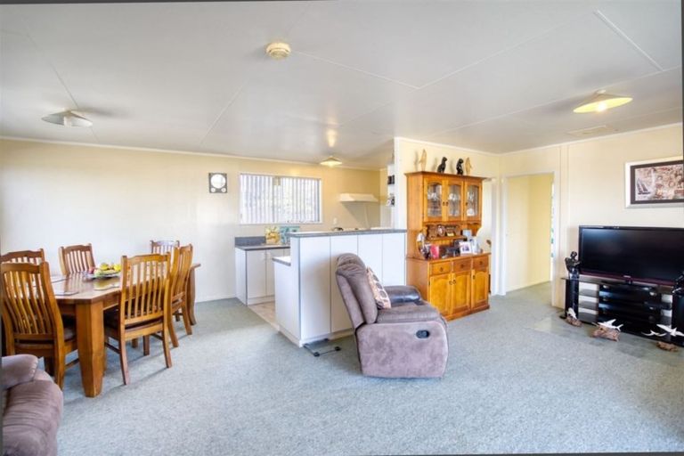 Photo of property in 2 Ngaparaoa Drive, Maketu, Te Puke, 3189