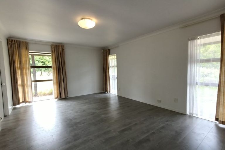 Photo of property in 28 Blackbridge Road, Dairy Flat, Albany, 0794