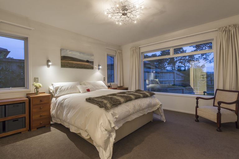 Photo of property in 19 Teal Place, Pyes Pa, Tauranga, 3112