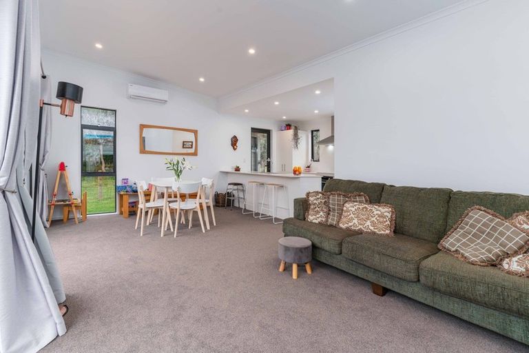 Photo of property in 21 Flyger Street, Kimbolton, 4774