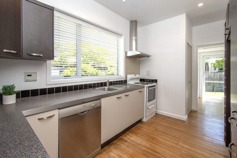 Photo of property in 13 Barrington Street, Somerfield, Christchurch, 8024