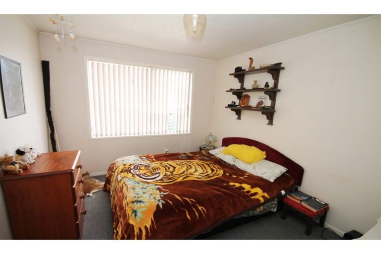 Photo of property in 35 Fairdale Avenue, Red Hill, Papakura, 2110