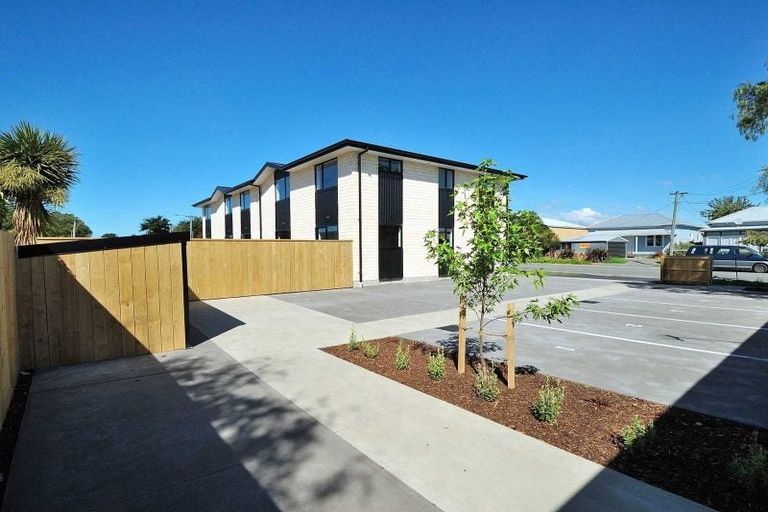 Photo of property in 411 Armagh Street, Linwood, Christchurch, 8011