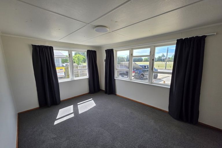 Photo of property in 30 Paddington Street, Northcote, Christchurch, 8052