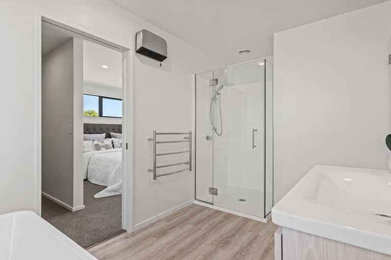 Photo of property in 15 Glendore Drive, Halswell, Christchurch, 8025