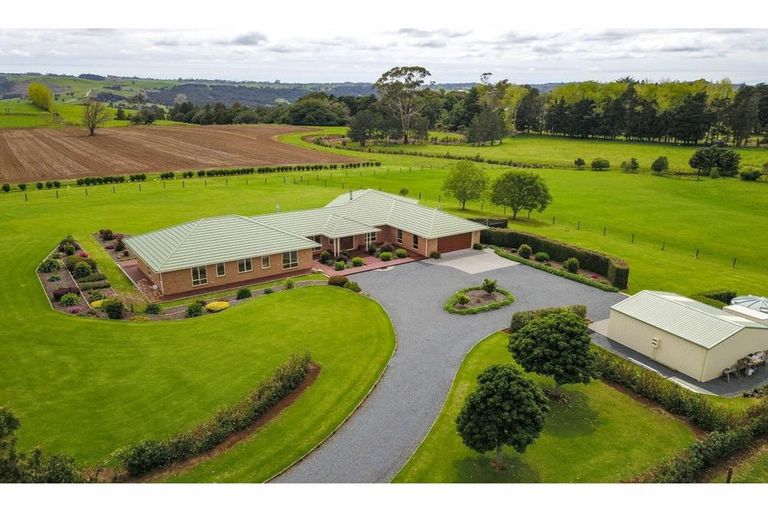 Photo of property in 415 Te Ahu Ahu Road, Waimate North, Kaikohe, 0472