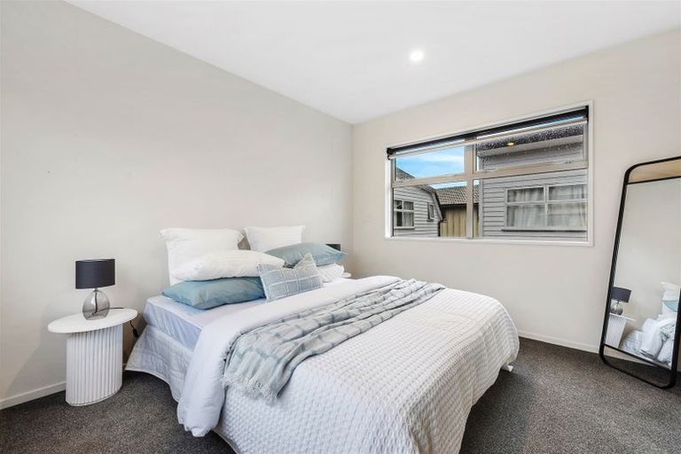Photo of property in 2/33 Elizabeth Street, Riccarton, Christchurch, 8041