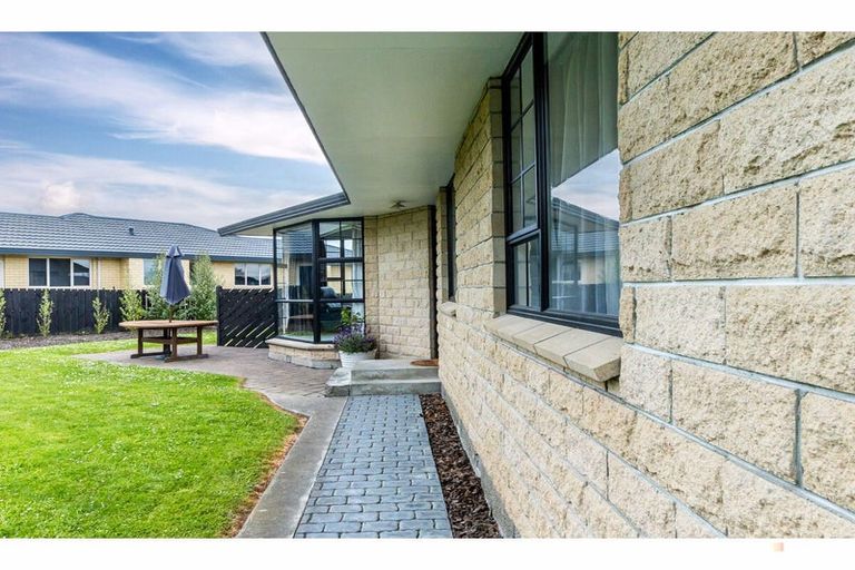 Photo of property in 15 Sawdon Place, Gleniti, Timaru, 7910