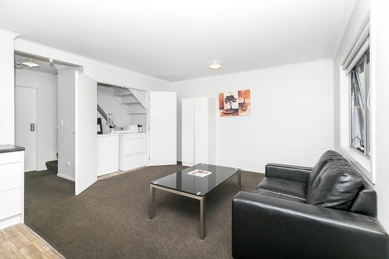 Photo of property in 2/44 Lorne Street, Melville, Hamilton, 3206
