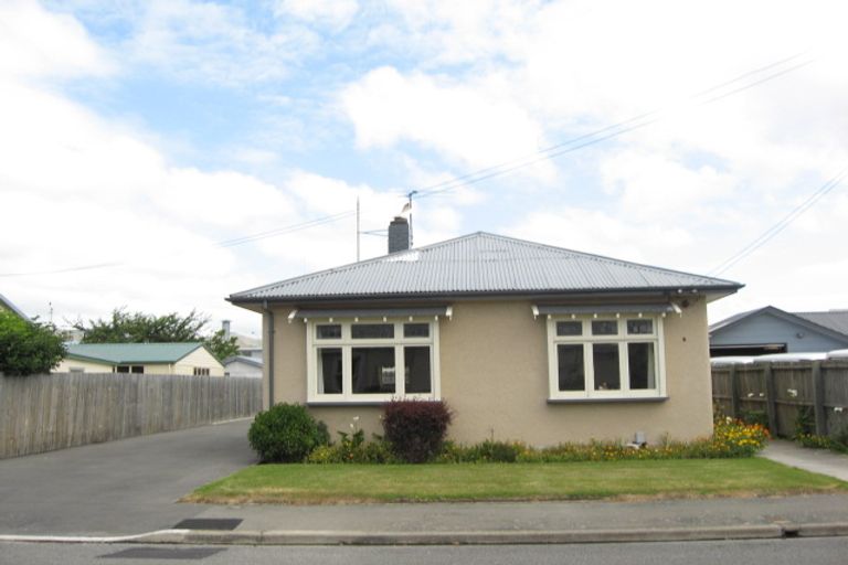 Photo of property in 8 Matlock Street, Woolston, Christchurch, 8062