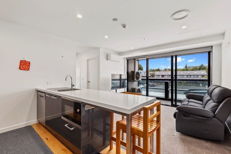 Photo of property in 109/8 Lakewood Court, Manukau, Auckland, 2104