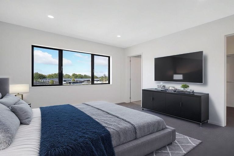 Photo of property in 2 Faithful Drive, Karaka, Papakura, 2113