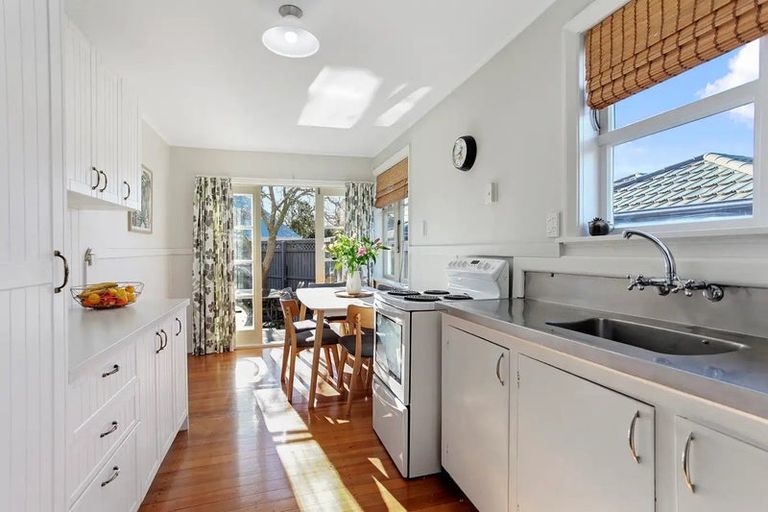 Photo of property in 23 Rudleigh Avenue, Upper Riccarton, Christchurch, 8041