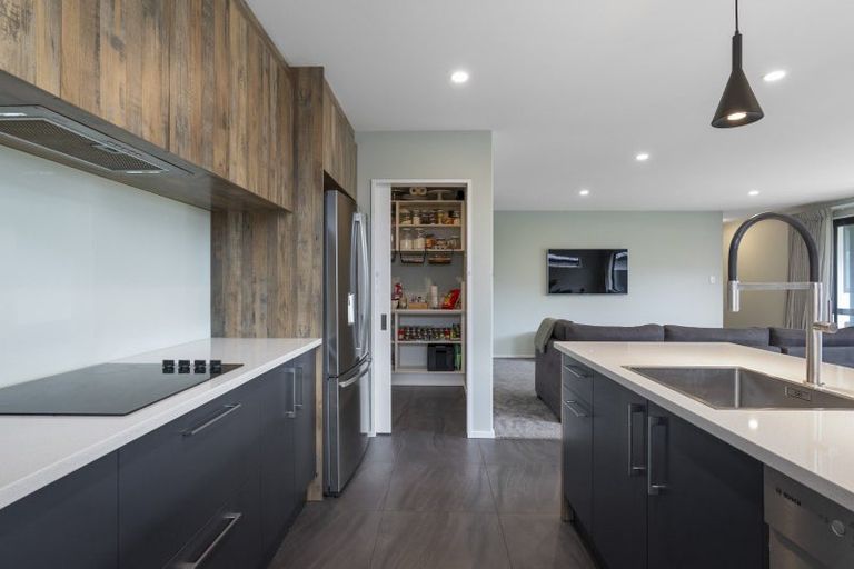 Photo of property in 5 Dennis Lane, Halswell, Christchurch, 8025