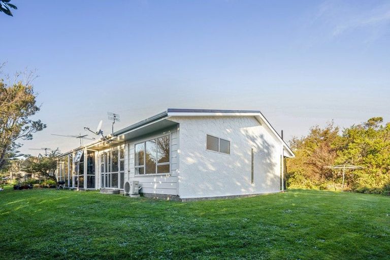 Photo of property in 3/10 Petherick Crescent, Johnsonville, Wellington, 6037