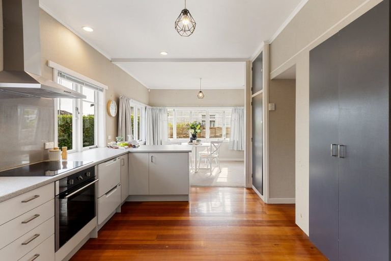 Photo of property in 5 Bettina Road, Fairfield, Hamilton, 3214