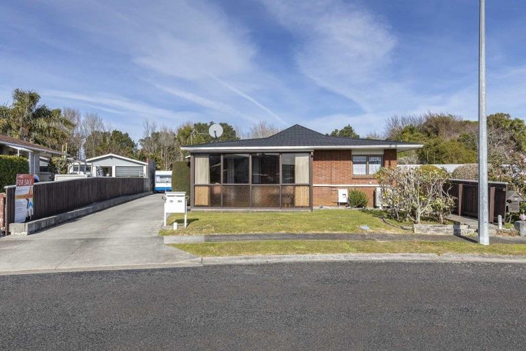 Photo of property in 10 Kapui Place, Waitara, 4320