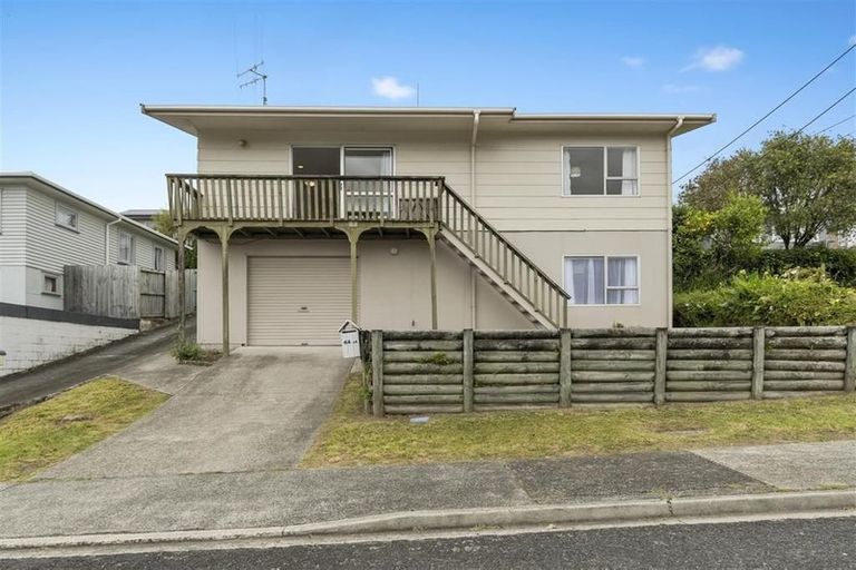 Photo of property in 64a Esk Street, Parkvale, Tauranga, 3112