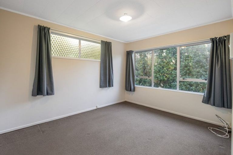 Photo of property in 3/10 Petherick Crescent, Johnsonville, Wellington, 6037