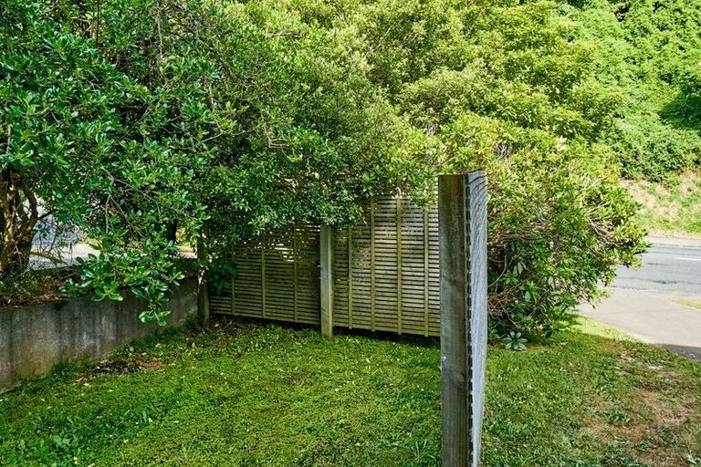 Photo of property in 120 Middleton Road, Churton Park, Wellington, 6037