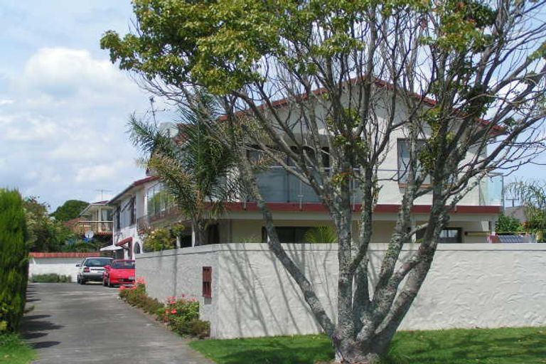 Photo of property in 2/1 Cameron Street, Takapuna, Auckland, 0622