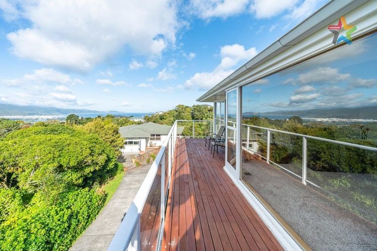 Photo of property in 138 Normandale Road, Normandale, Lower Hutt, 5010